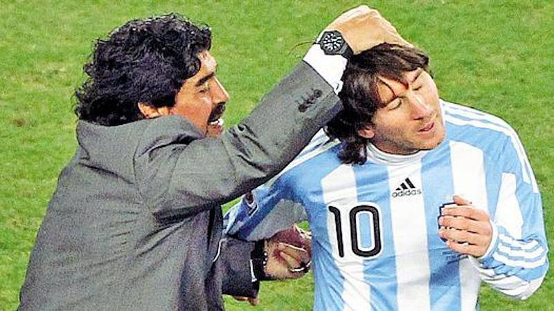 L'ombra di Maradona tra Messi e il Napoli