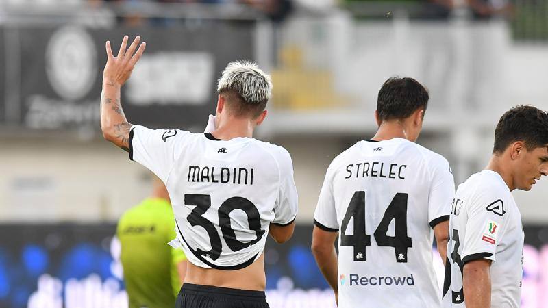 Brescia e Spezia a valanga  su Pisa e Como. Maldini esordio e gol. Empoli ko al 120